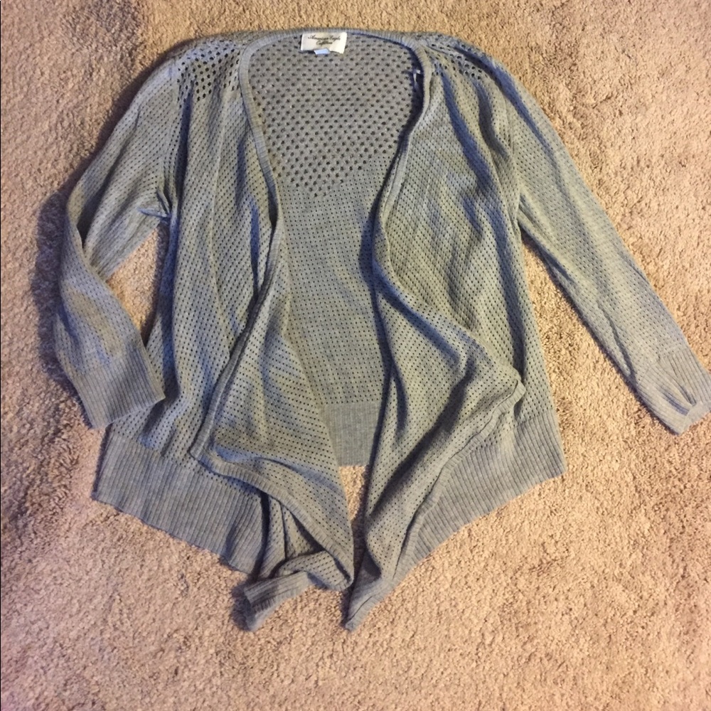 AE grey open knit sweater size small